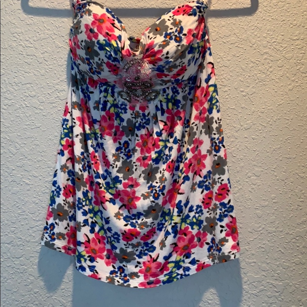 Strapless top